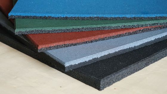 500mm*500mm Playground Rubber Floor Tiles EPDM Rubber Roll